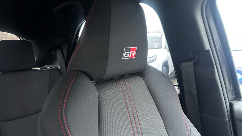 Toyota Yaris 1.5 Hybrid GR Sport 5dr CVT Hybrid Hatchback